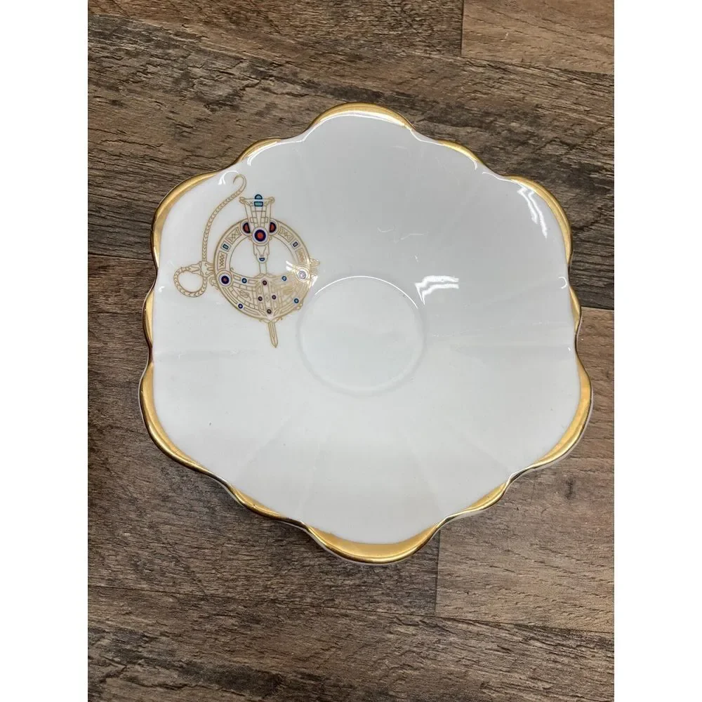 Royal‎ Tara Fine Bone China Teacup Saucer Tara Brooch EUC